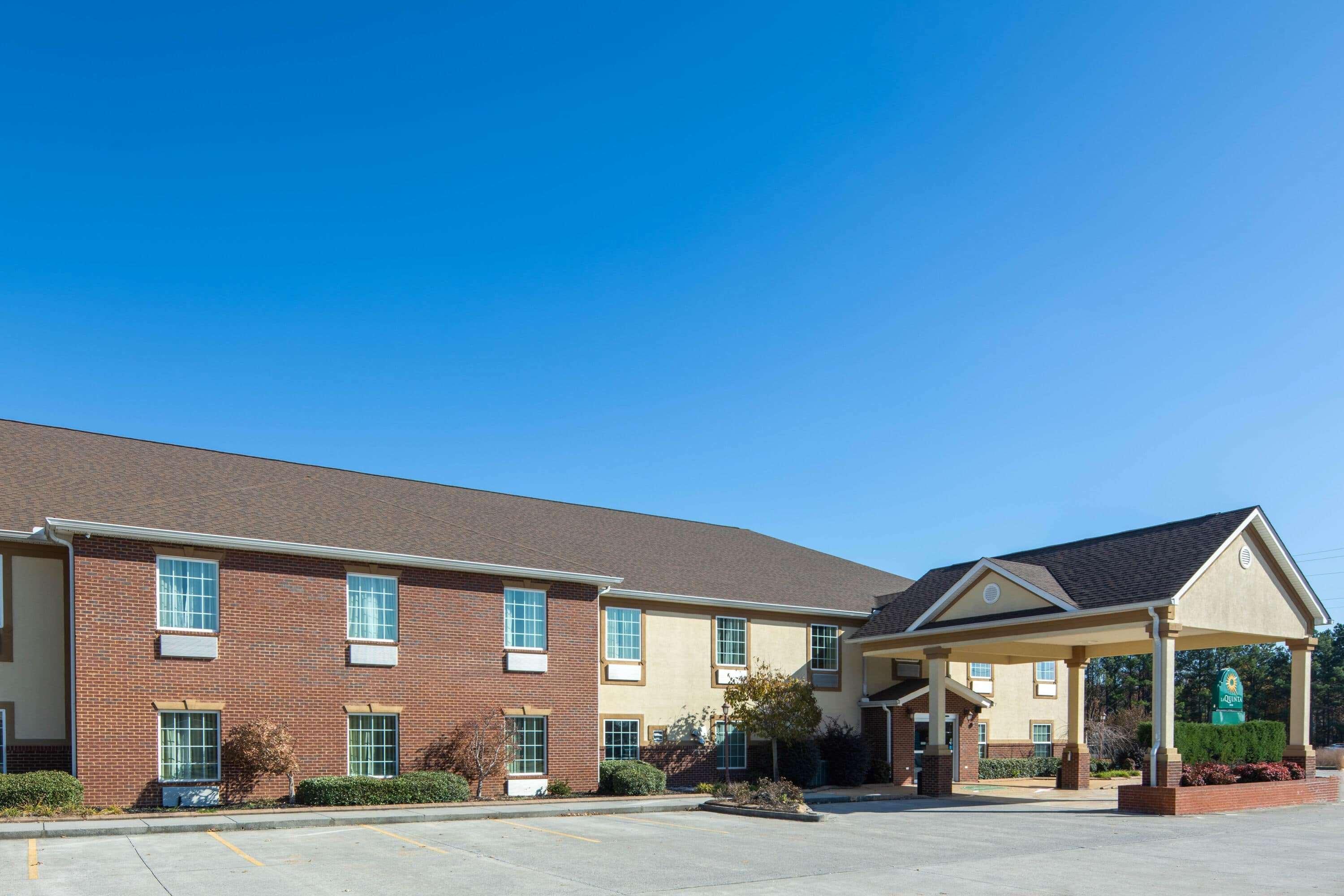 La Quinta Inn By Wyndham Calhoun South I-75 Esterno foto
