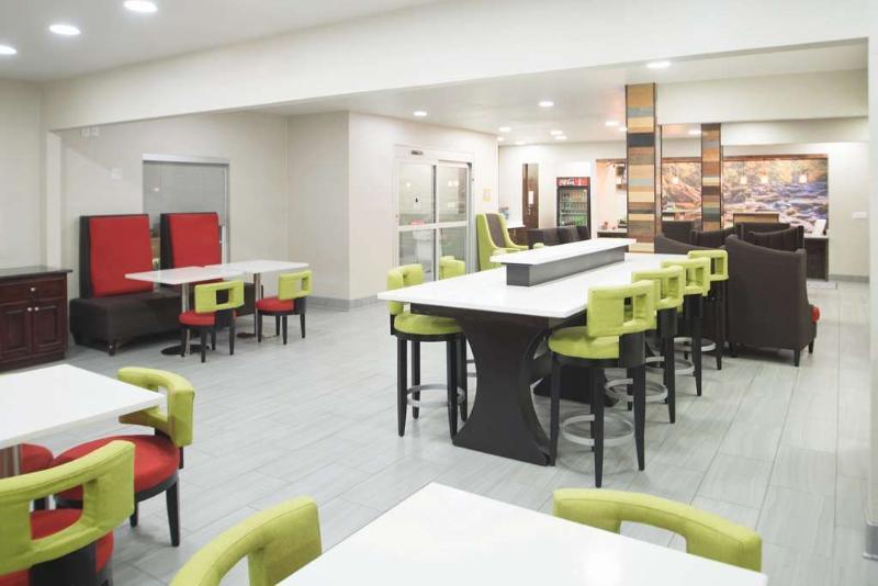 La Quinta Inn By Wyndham Calhoun South I-75 Esterno foto